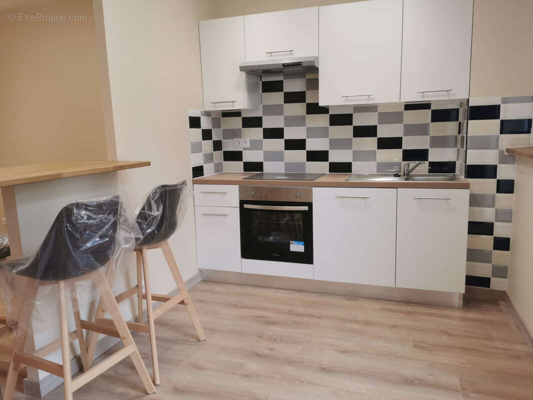 Appartement à LA CHAPELLE-EN-SERVAL