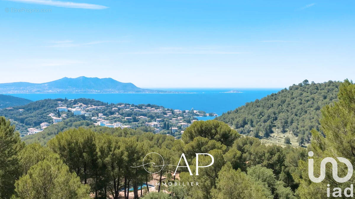 Photo 1 - Maison à BANDOL