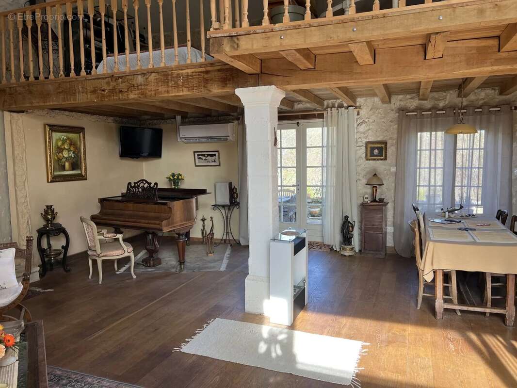 Maison à BOUTEILLES-SAINT-SEBASTIEN