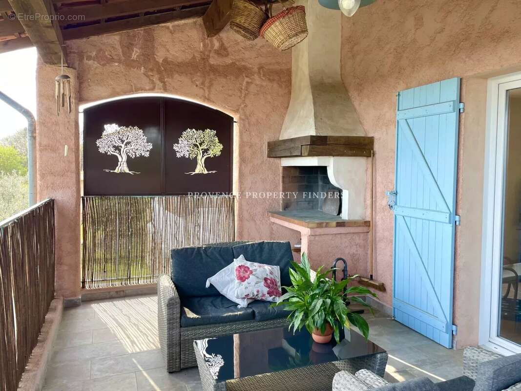 Maison à LORGUES