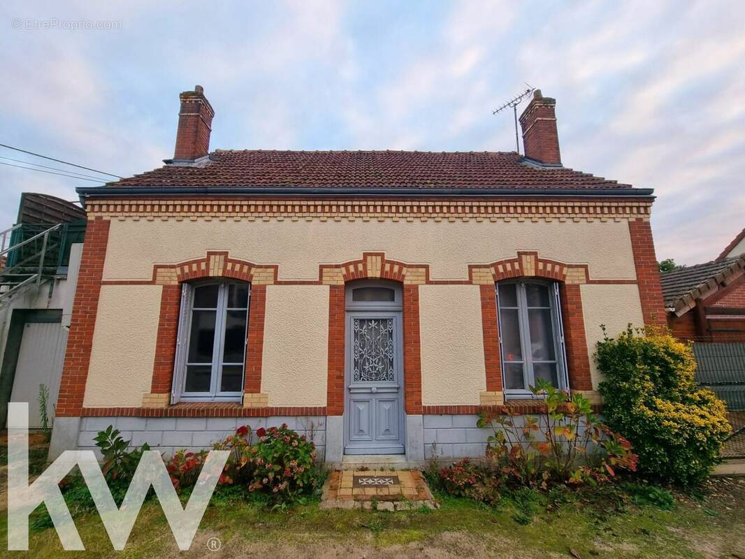 Maison à LA FERTE-SAINT-AUBIN