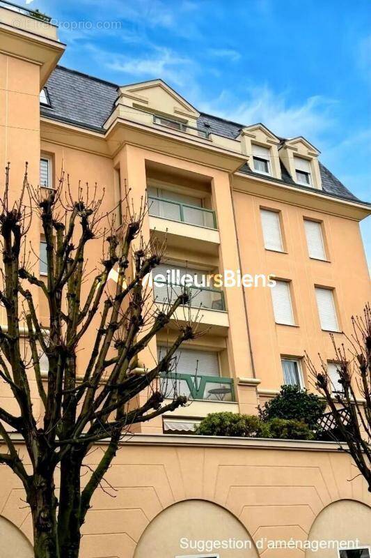Appartement à LIVRY-GARGAN