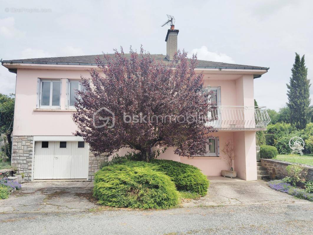 Maison à LEDERGUES