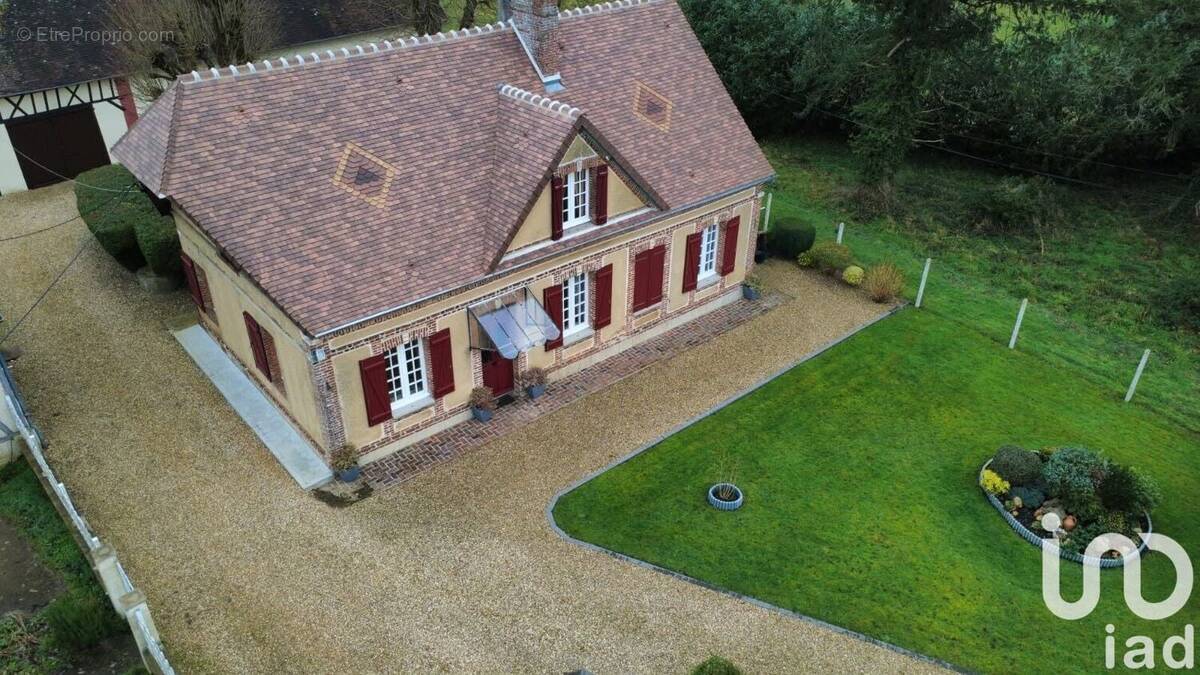 Photo 1 - Maison à BRETEUIL