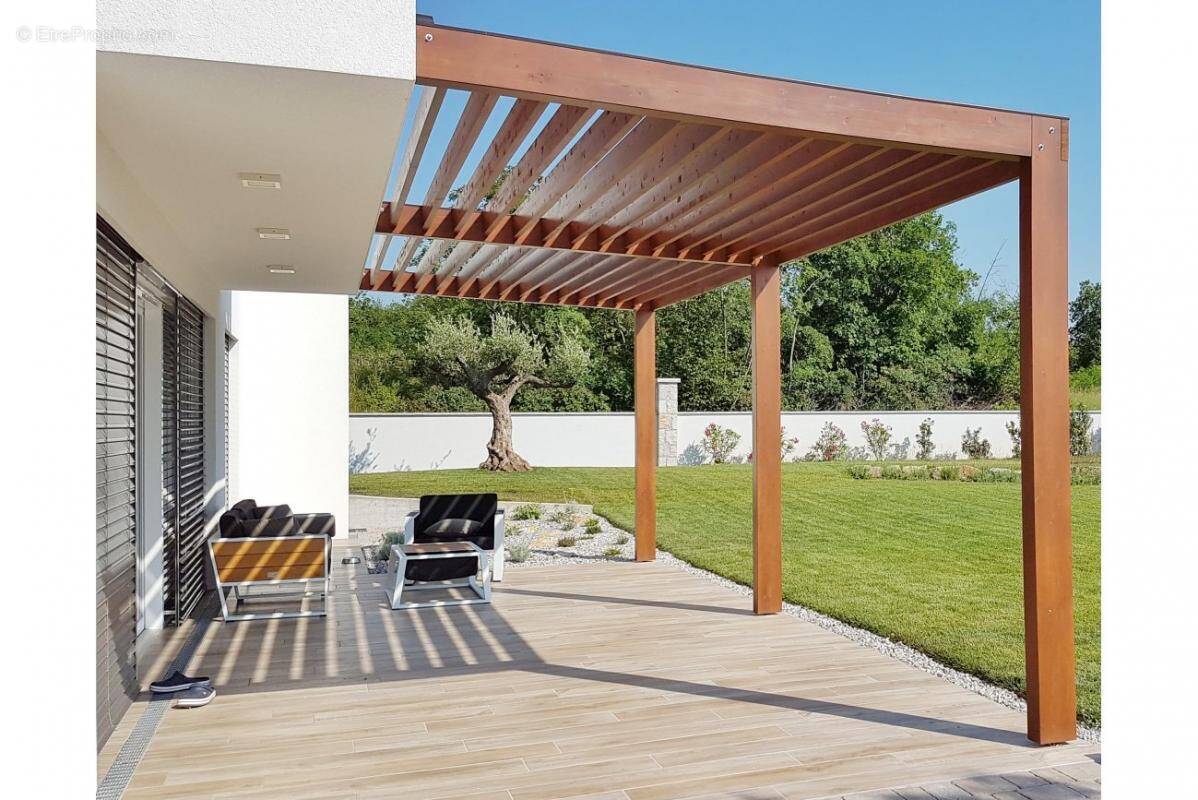 Maison à RAMONVILLE-SAINT-AGNE