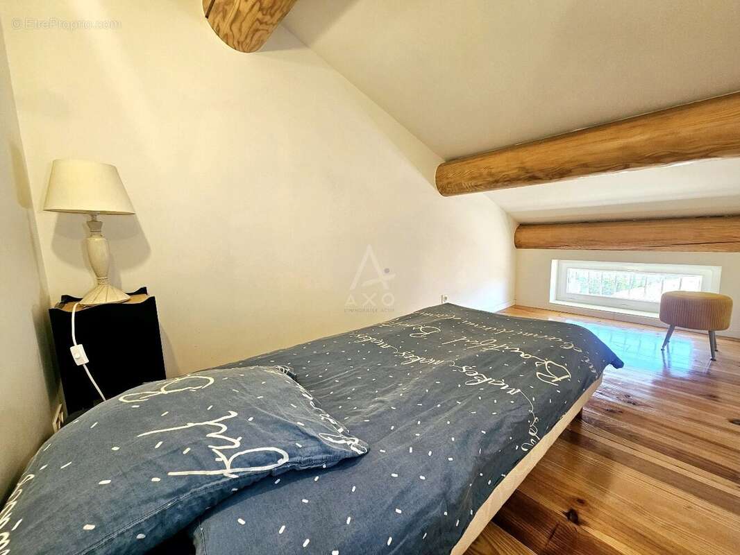 Appartement à ARAMON