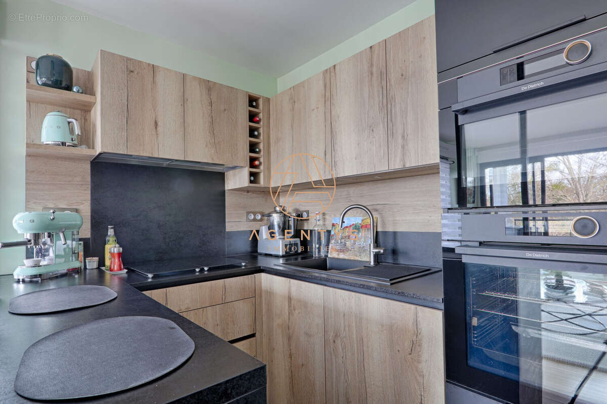 Appartement à SAINT-MAUR-DES-FOSSES