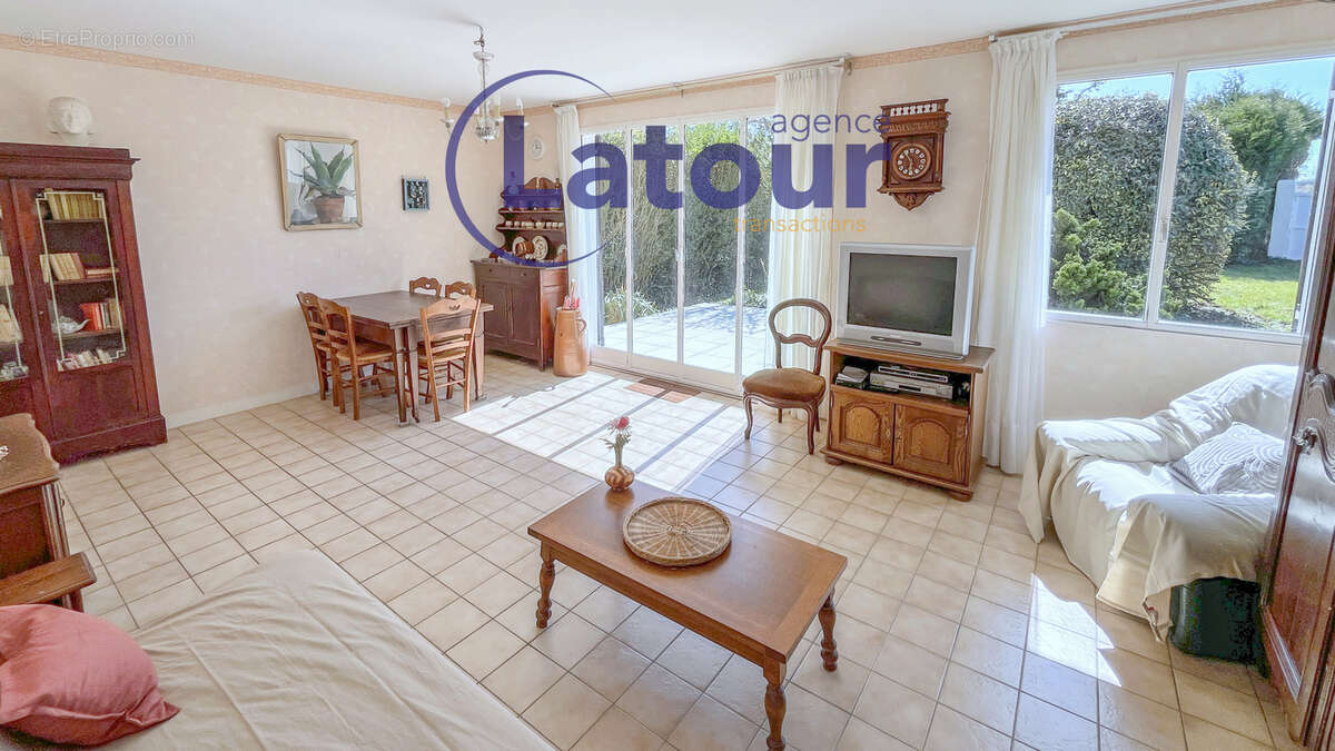 Maison à BU