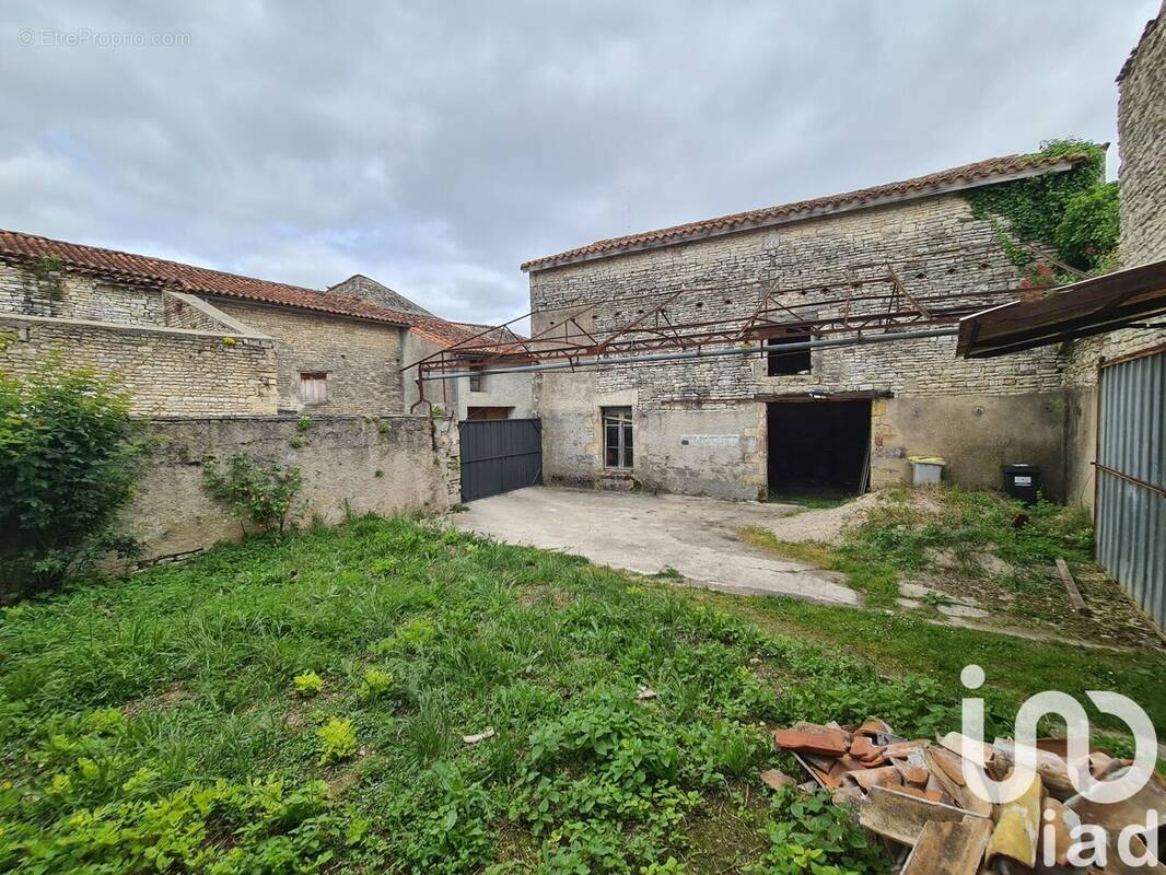 Photo 1 - Maison à BEAUVAIS-SUR-MATHA