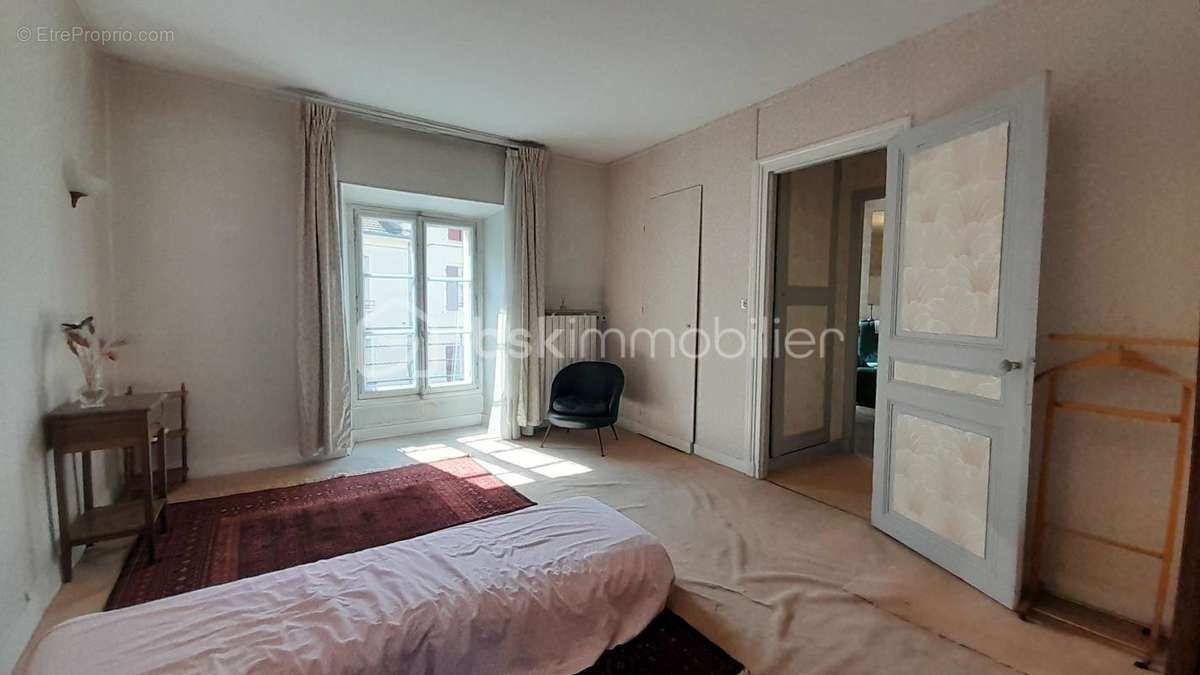 Maison à ETAMPES
