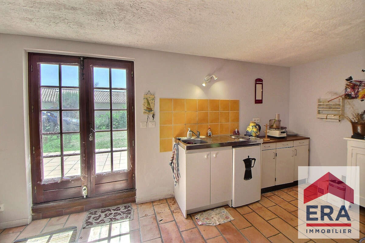 Maison à DONZERE