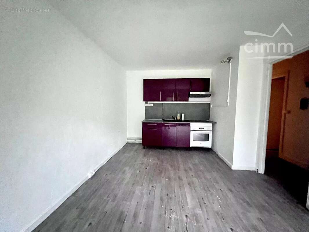 Appartement à LAMORLAYE