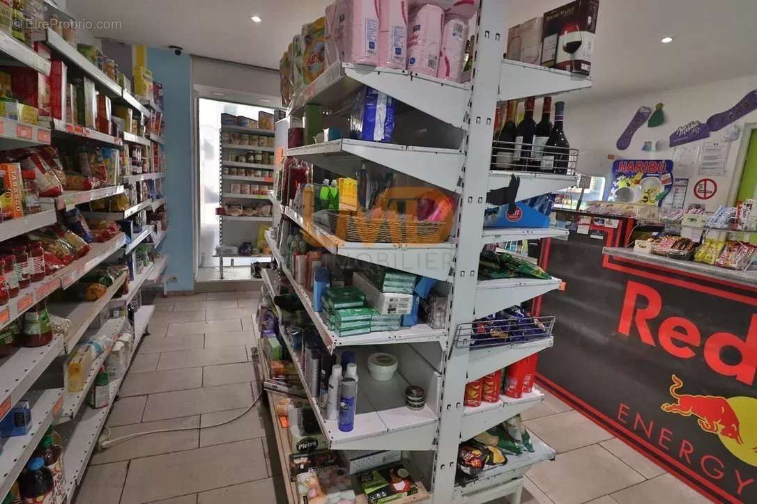 Commerce à LE LUC