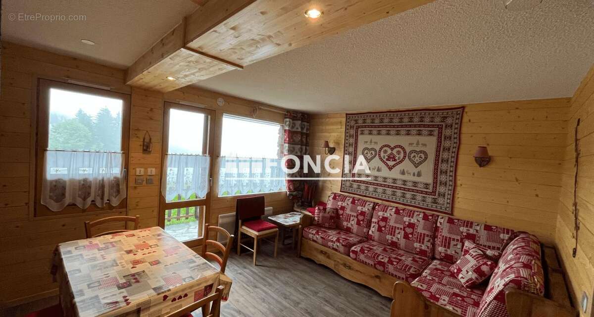 Appartement à LES AVANCHERS-VALMOREL