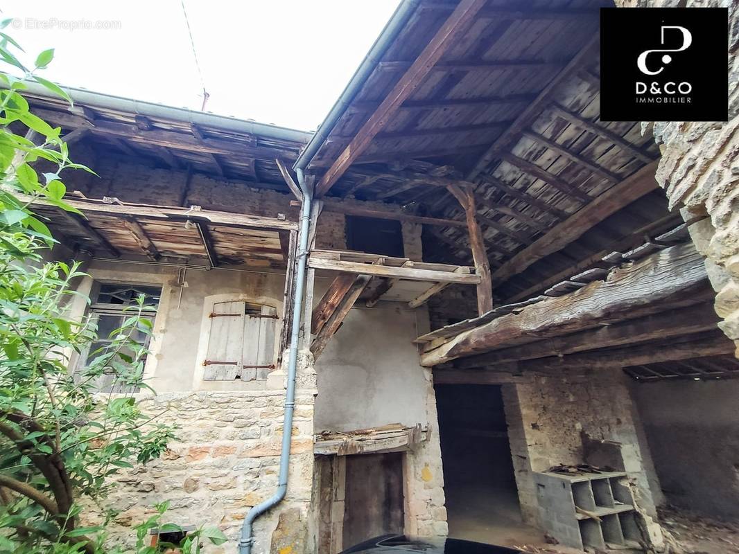 Maison à PRISSE