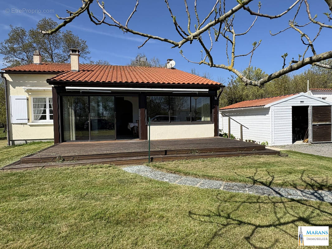 Maison à L&#039;ILE-D&#039;ELLE