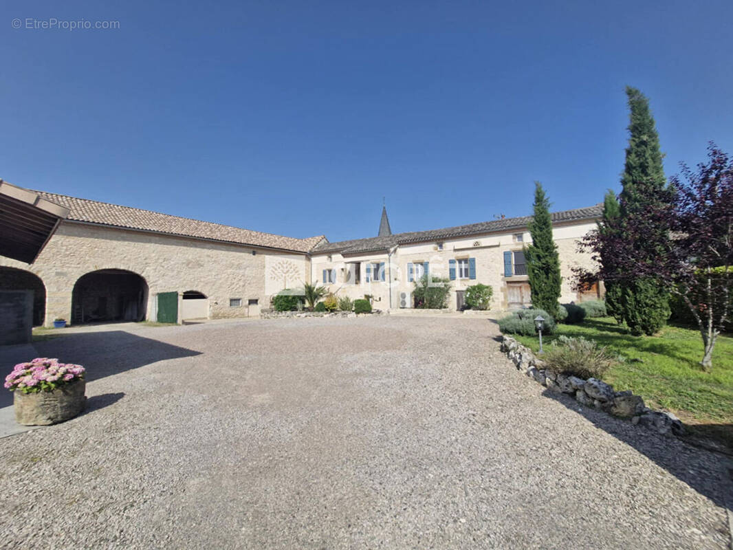 Maison à CORDES-SUR-CIEL