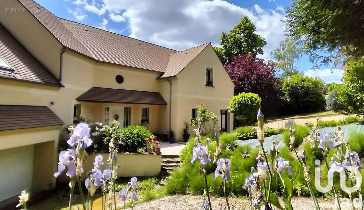Photo 1 - Maison à CHAMPAGNE-SUR-OISE