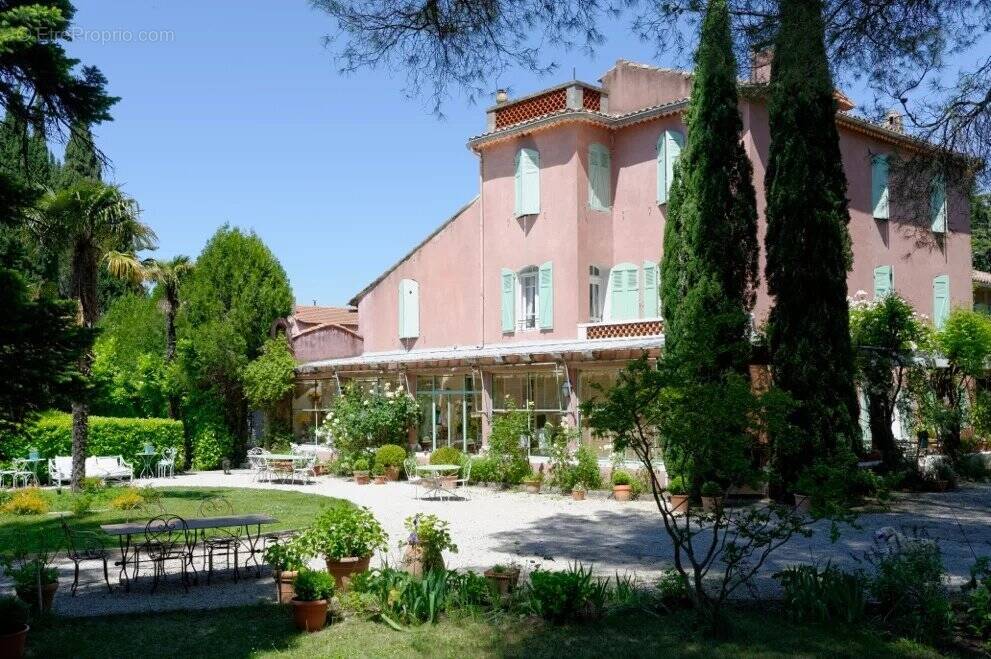 Maison à ORGON