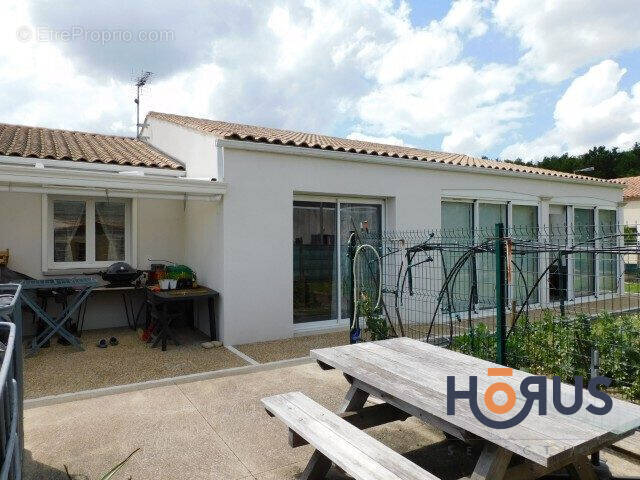 Maison à SAUJON