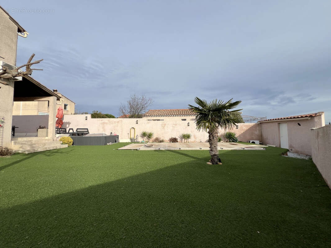 Maison à TAVEL