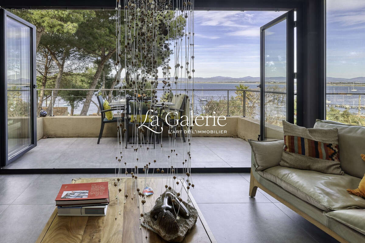 Maison à HYERES