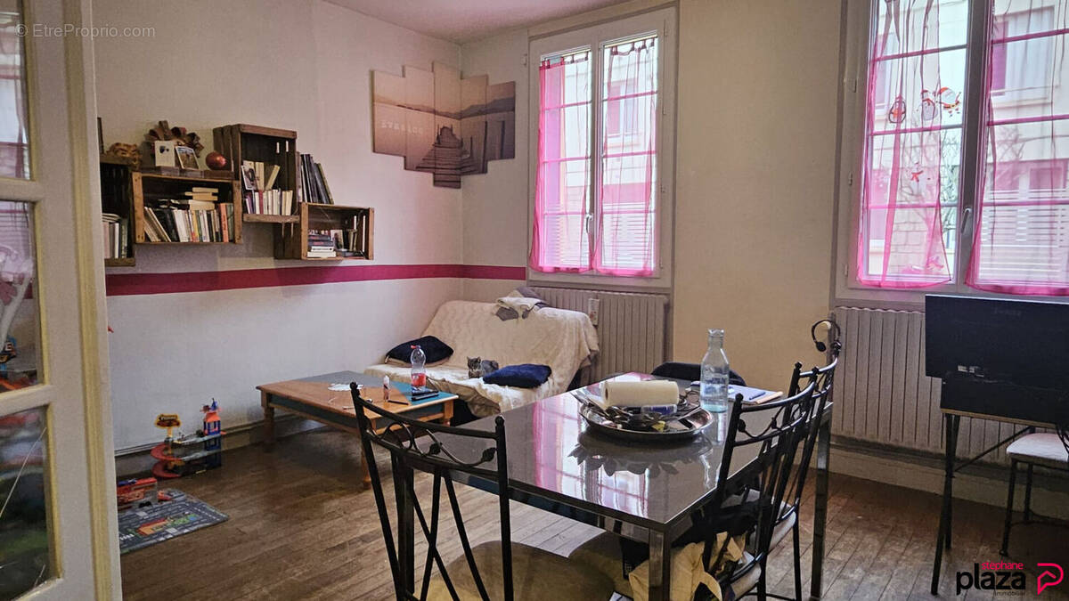 Appartement à ETRECHY