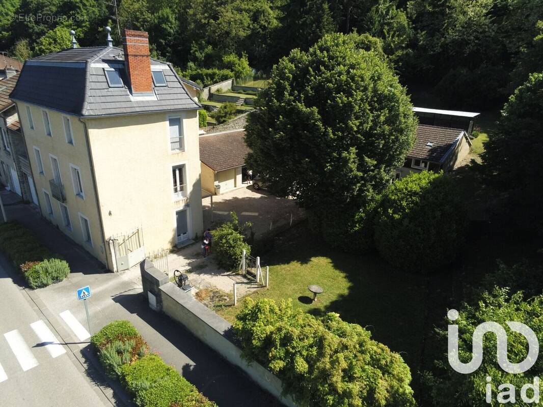 Photo 1 - Appartement à PONT-D&#039;AIN