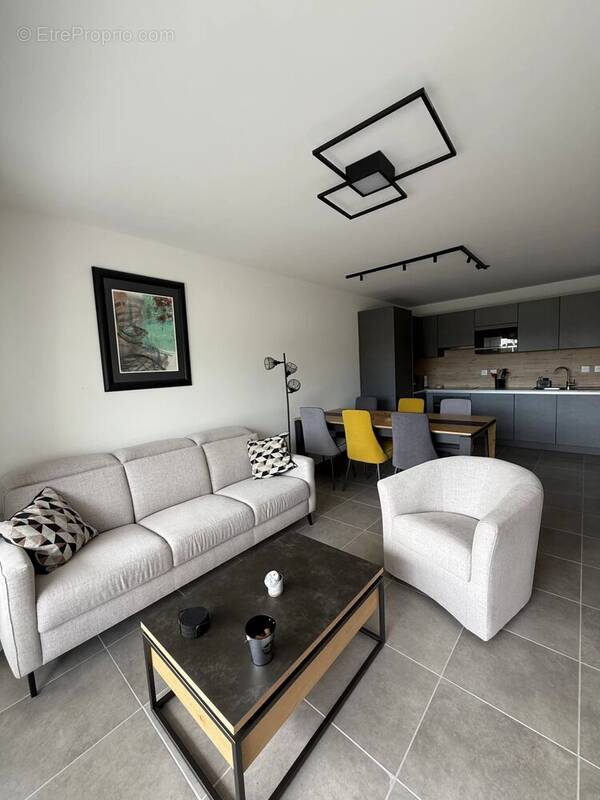 Appartement à CAMIERS