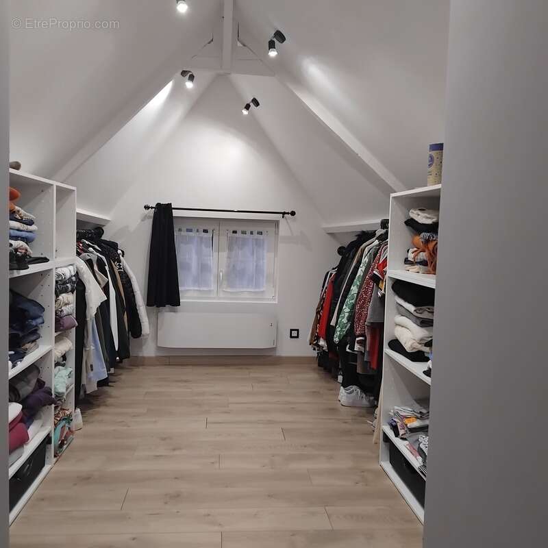 Maison à FORMERIE
