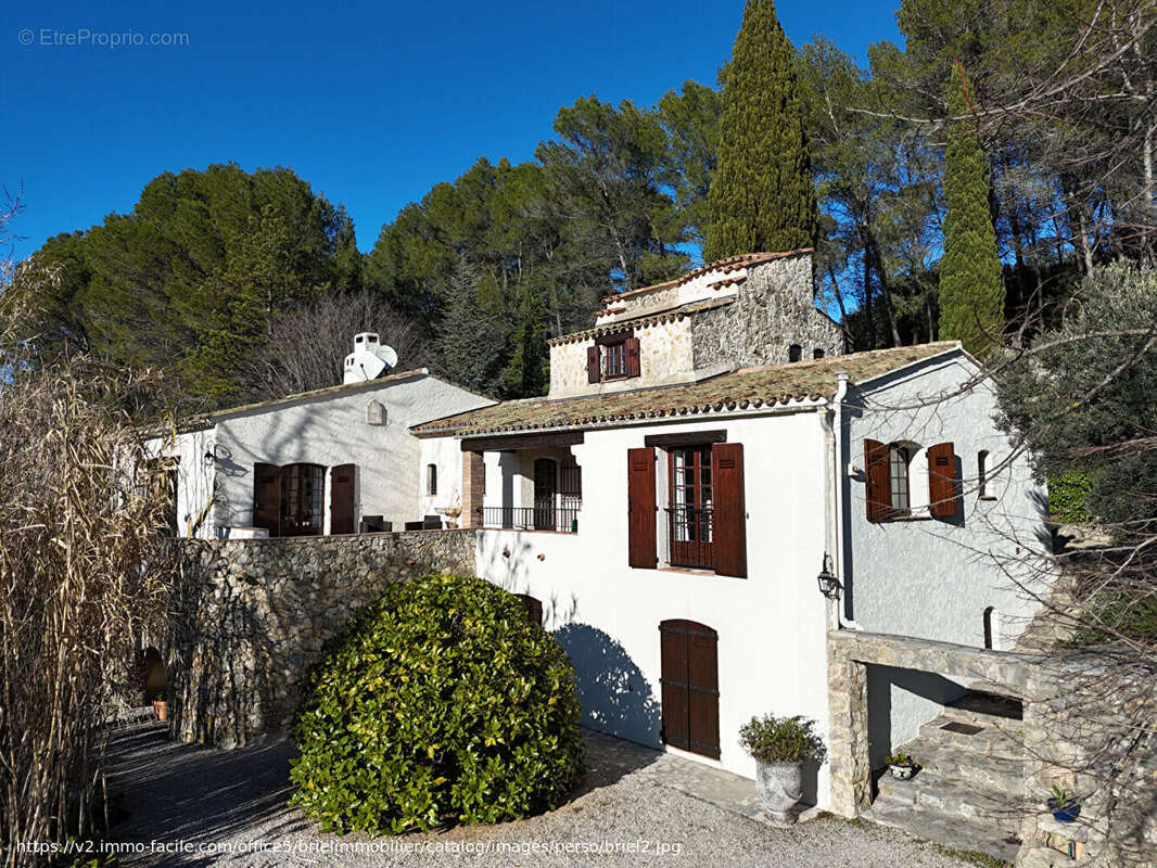 Maison à LORGUES