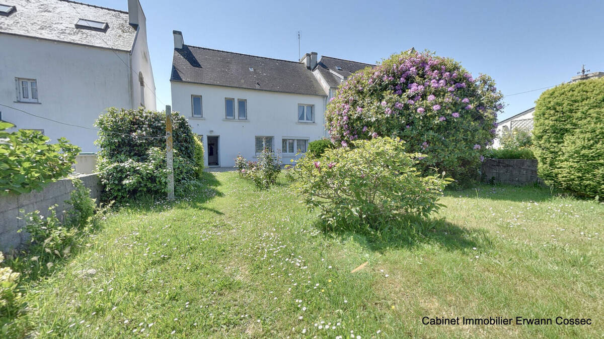 Maison à TREFFIAGAT