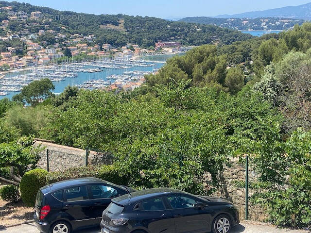 Appartement à SAINT-MANDRIER-SUR-MER