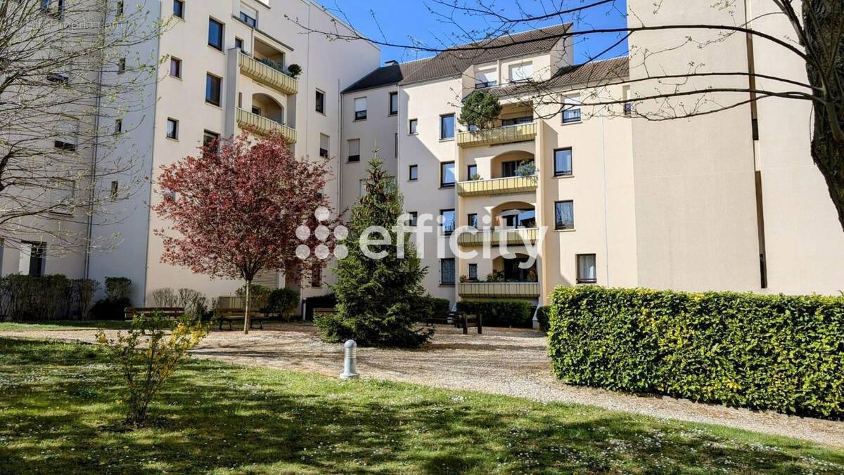 Appartement à FONTAINE-LES-DIJON