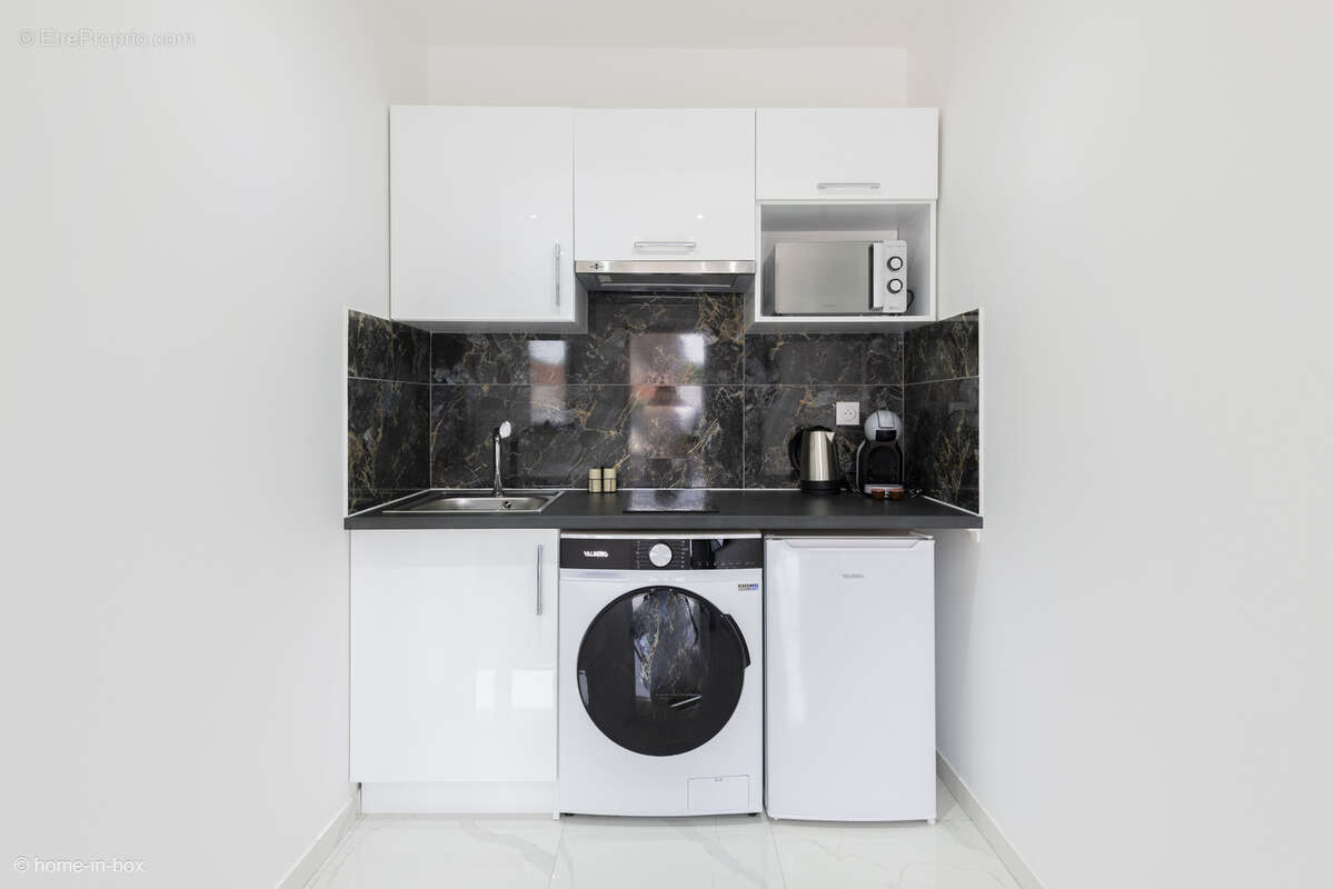 Appartement à PARAY-VIEILLE-POSTE