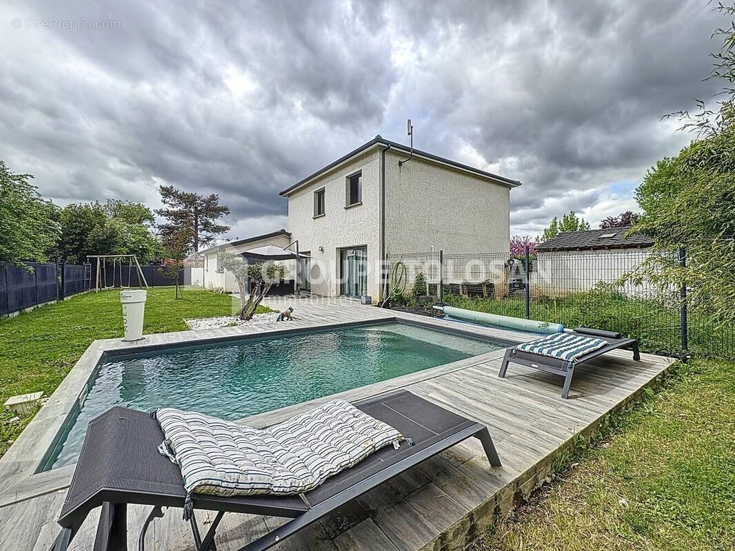 Maison à LABASTIDE-SAINT-PIERRE