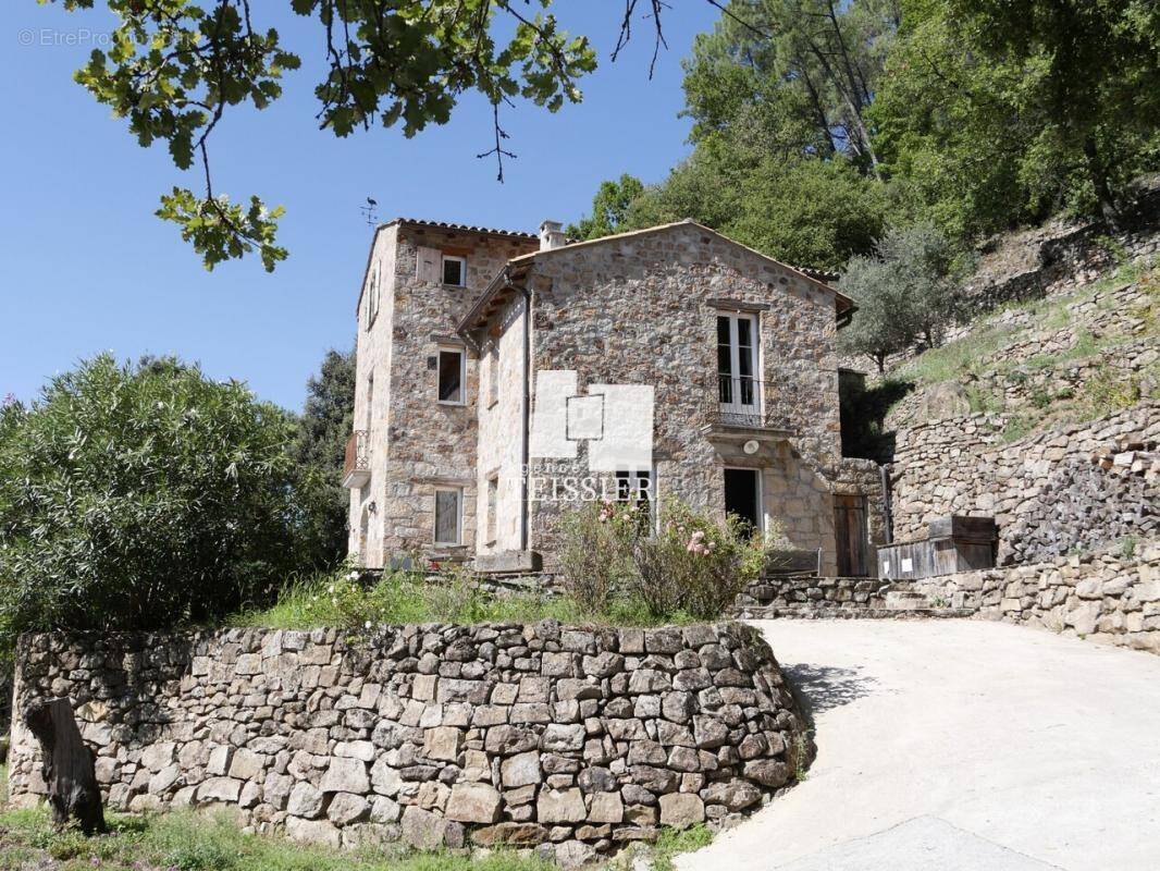 Maison à JOYEUSE