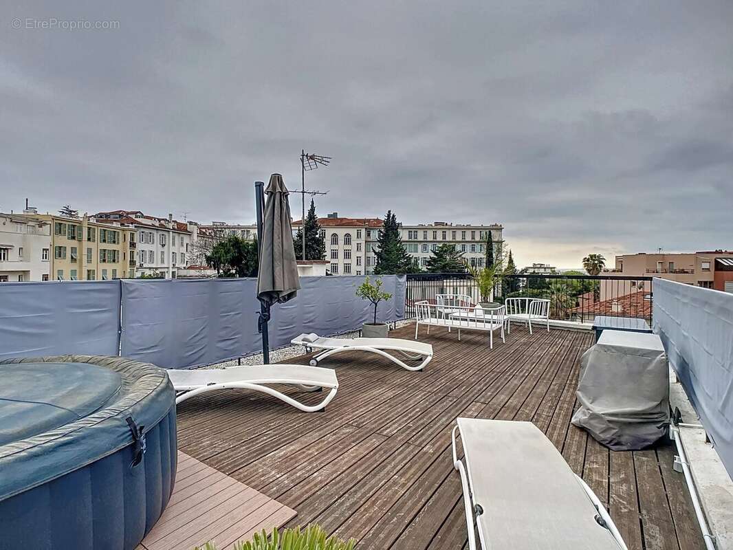 Appartement à NICE