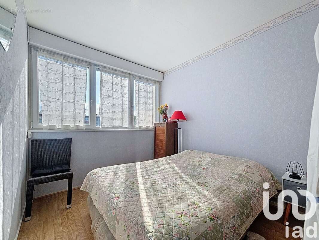Photo 6 - Appartement à VIRY-CHATILLON