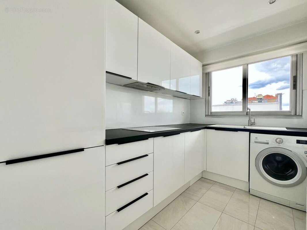 Appartement à SAINT-MAUR-DES-FOSSES