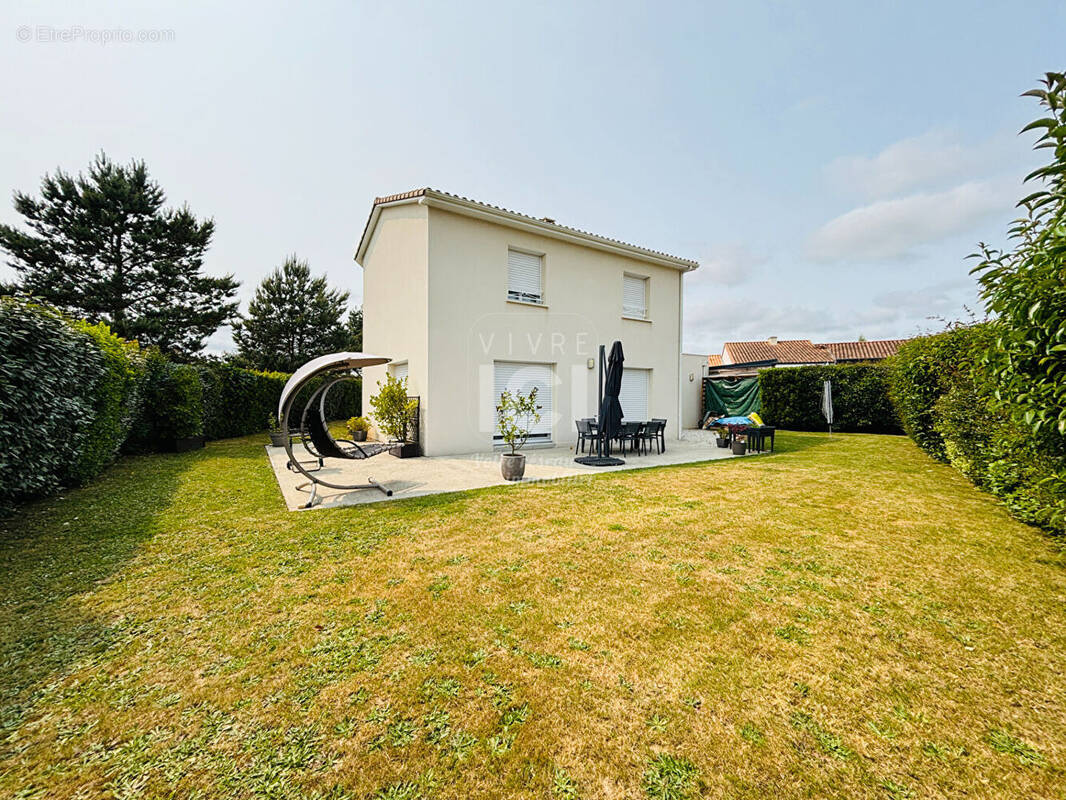 Maison à BOUAYE