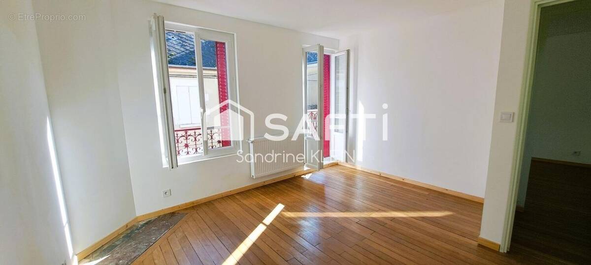 Photo 1 - Maison à CORBEILLES