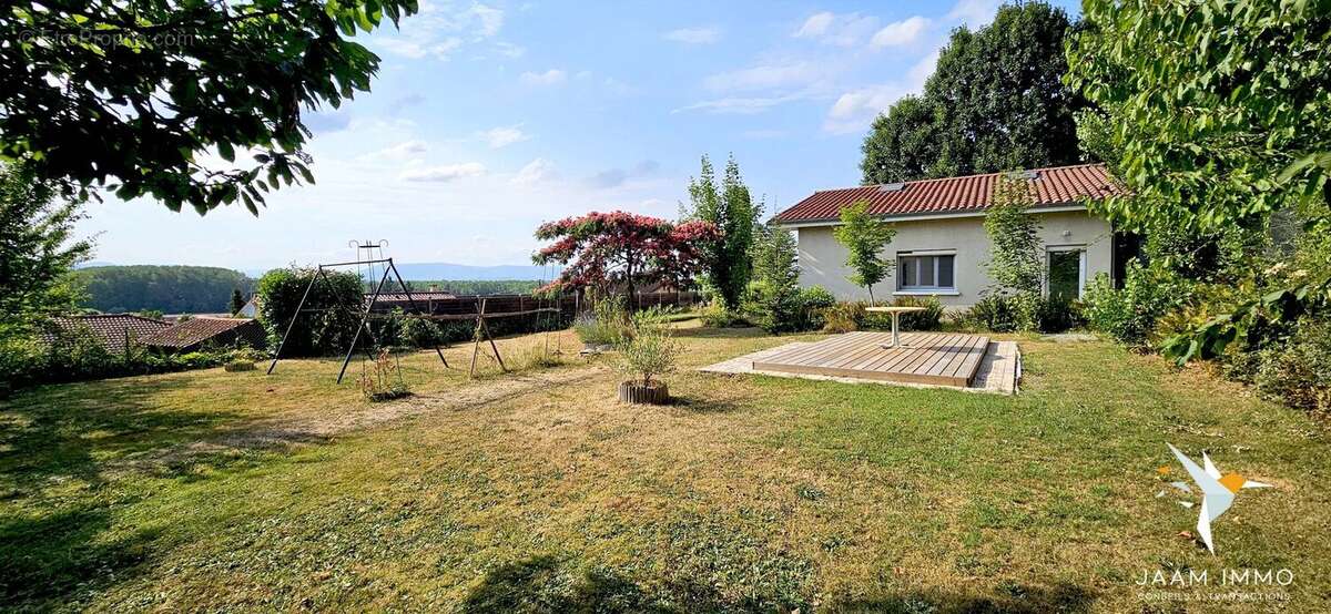 Maison à MONTMERLE-SUR-SAONE