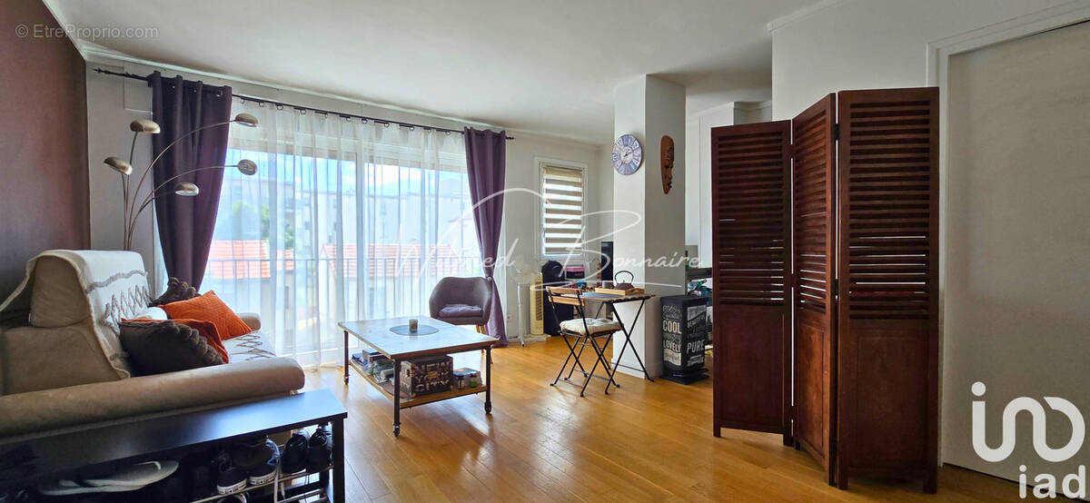 Photo 1 - Appartement à COURBEVOIE