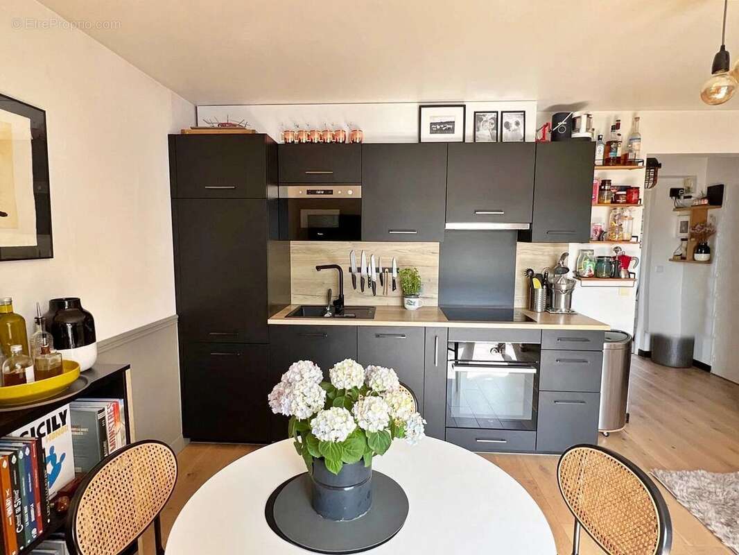 Appartement à SAINT-MAUR-DES-FOSSES