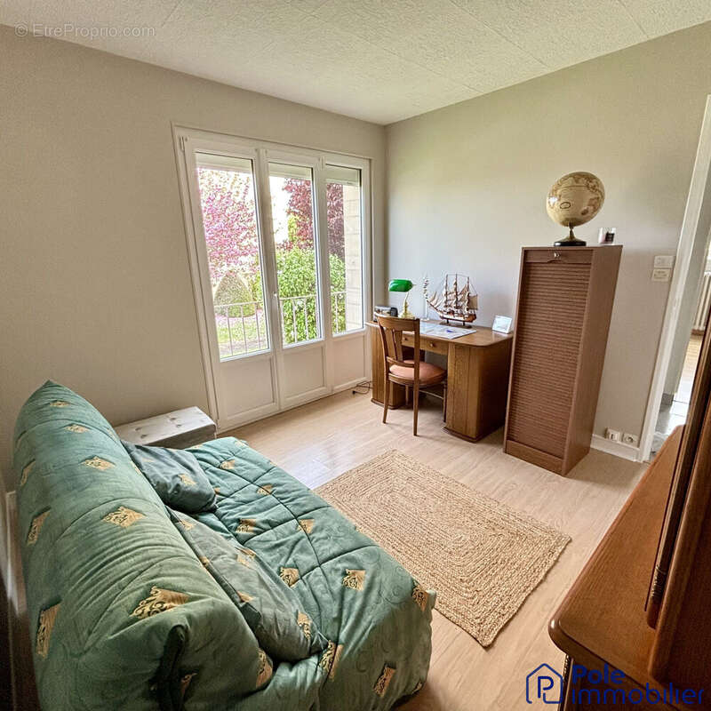 Appartement F3- CAEN RIVE DROITE CHAMBRE - Appartement à IFS