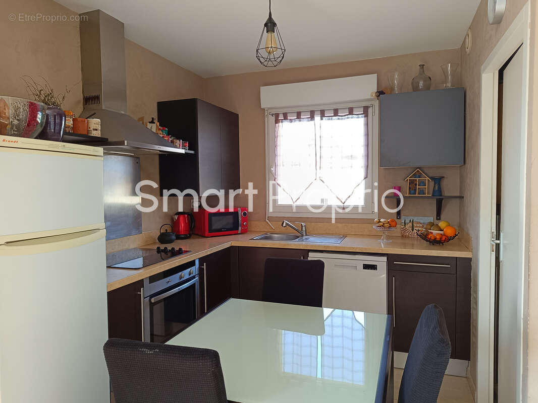 Appartement à PIERRELATTE