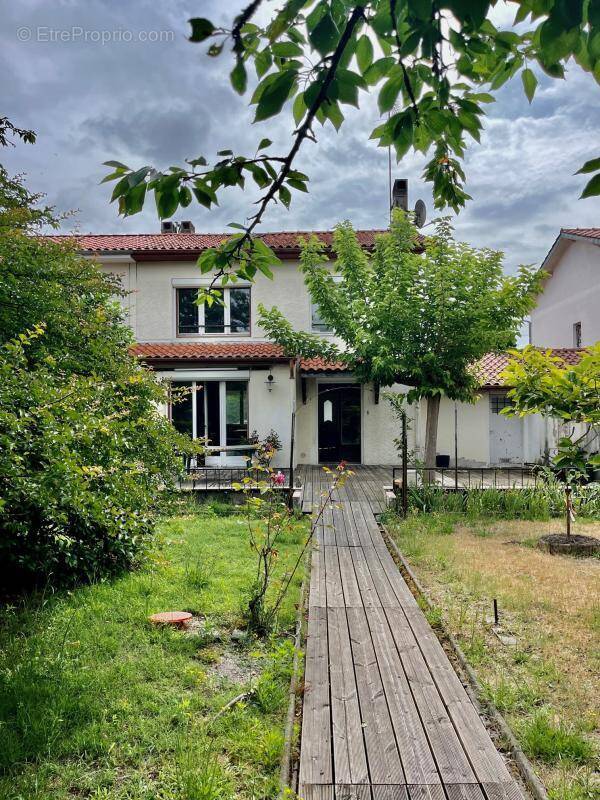 Maison à MERIGNAC