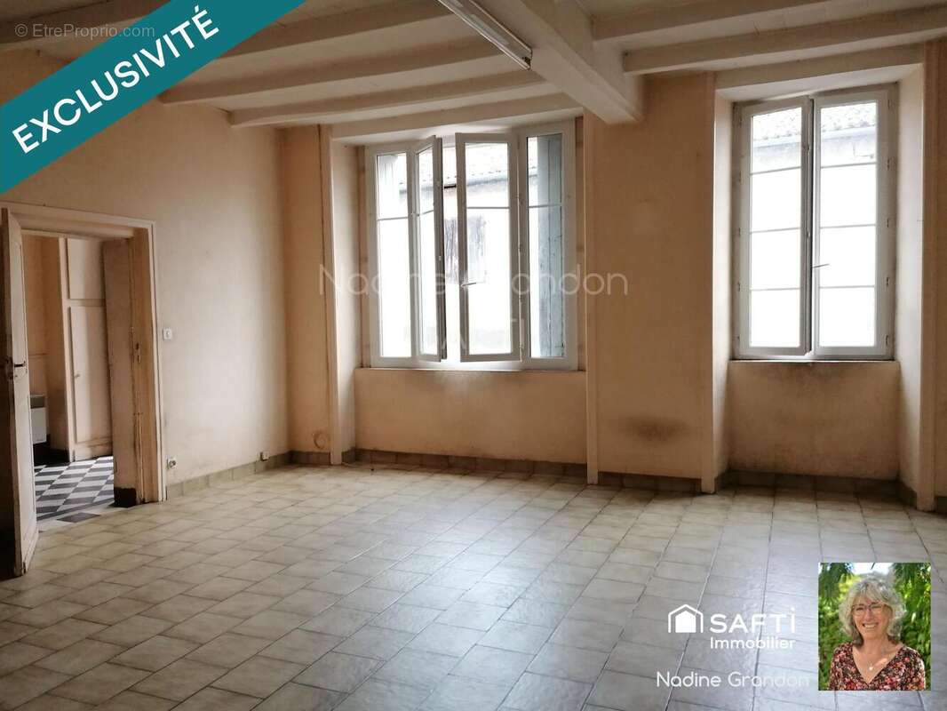 Photo 2 - Maison à CHALAIS