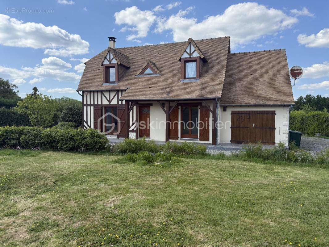 Maison à PONT-L&#039;EVEQUE